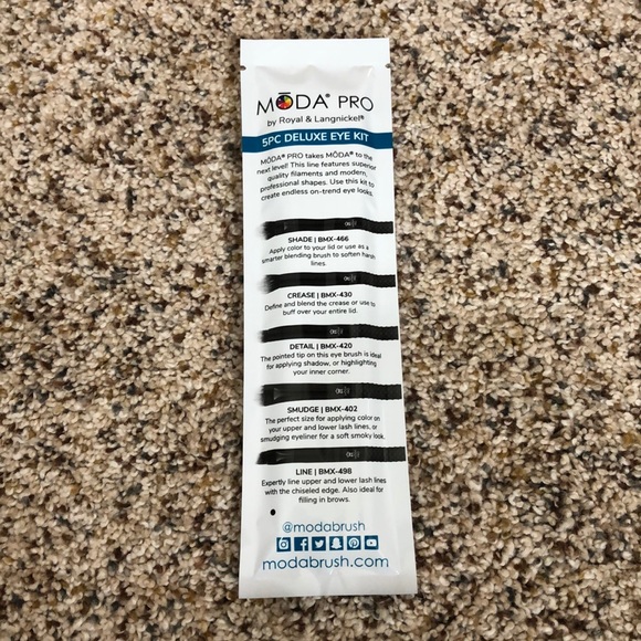 Moda Pro Deluxe Eye Kit Brushes - Picture 2 of 2